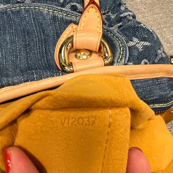 Louis Vuitton Monogram Denim Neo Cabby GM Bag - Picture 5 of 5